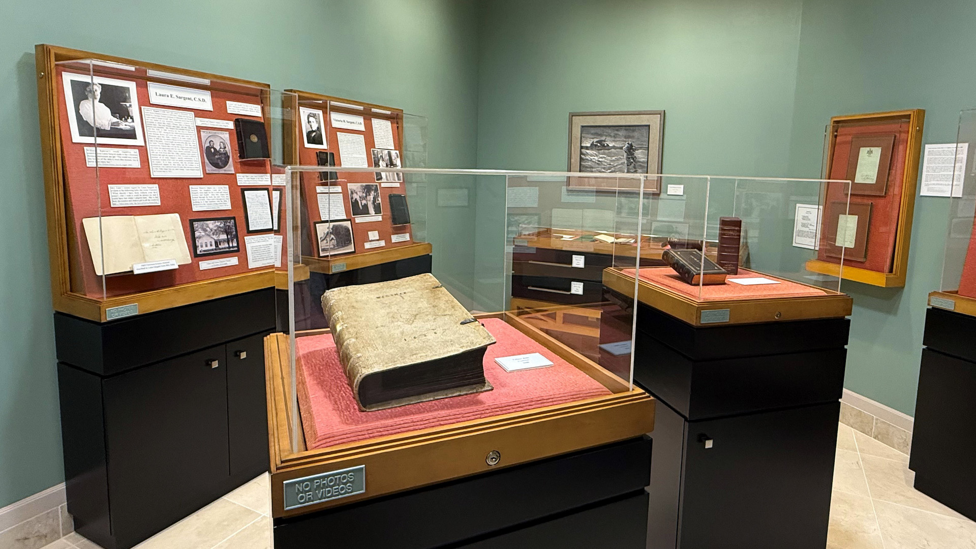 Exhibit room image for Collections carousel_cropped copy