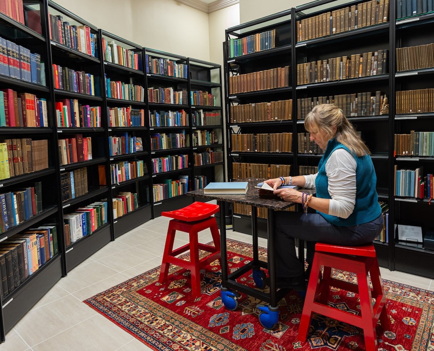 About-Us-middle-image-of-the-three